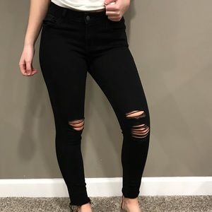 black distressed jeans